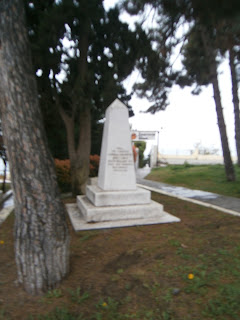 το μνημείο του Ευριπίδη Μπακιρτζή στην Κρήνη της Θεσσαλονίκης