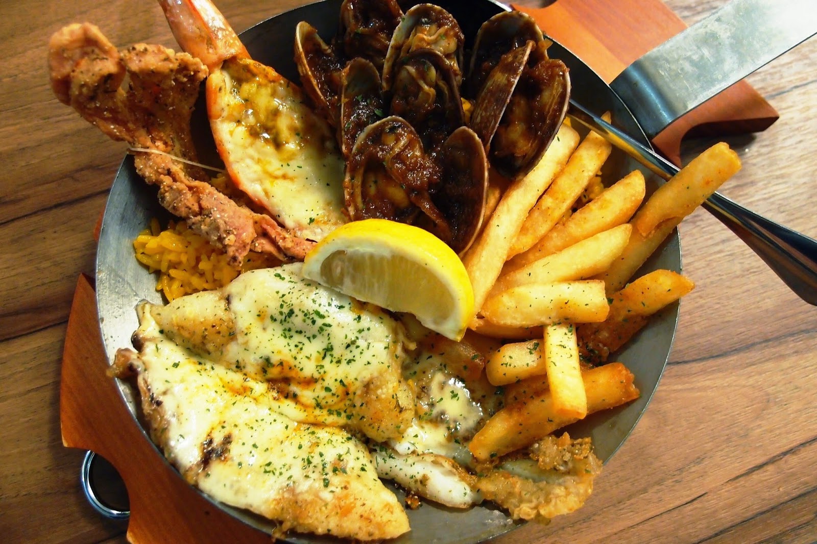 Follow Me To Eat La Malaysian Food Blog Fish & Co Seafood in a Pan