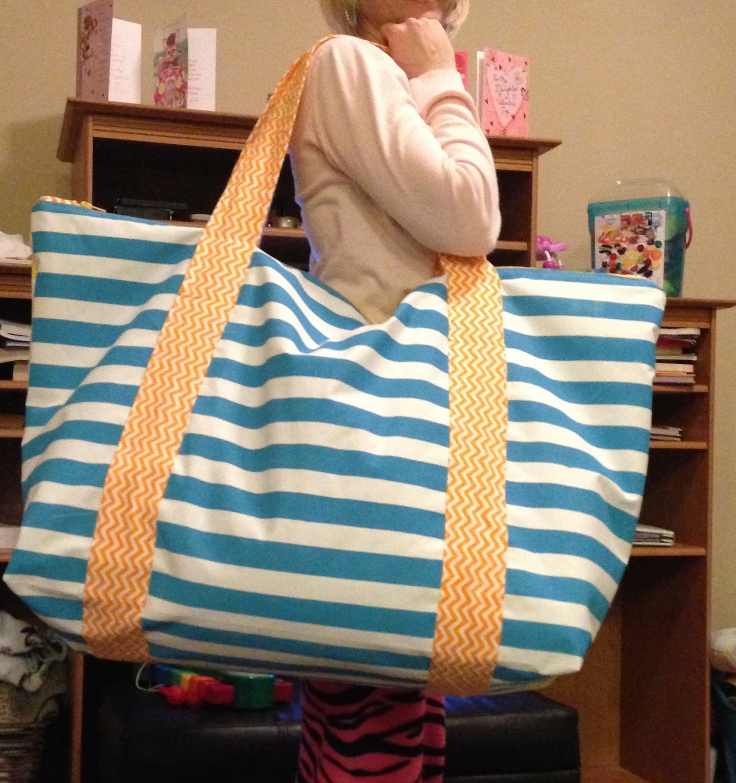 Handmade by Linds...Introducing the offspring: An oversized beach tote. Aka, a MAMMOTH bag!