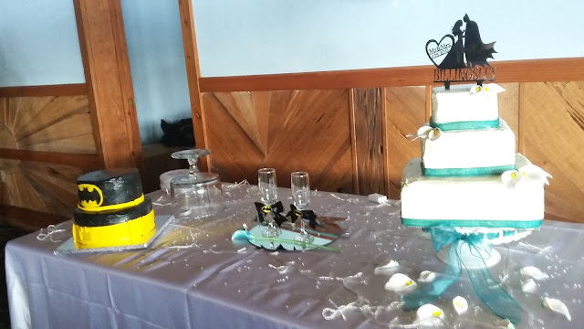 Wedding Cake and Groom's Cake