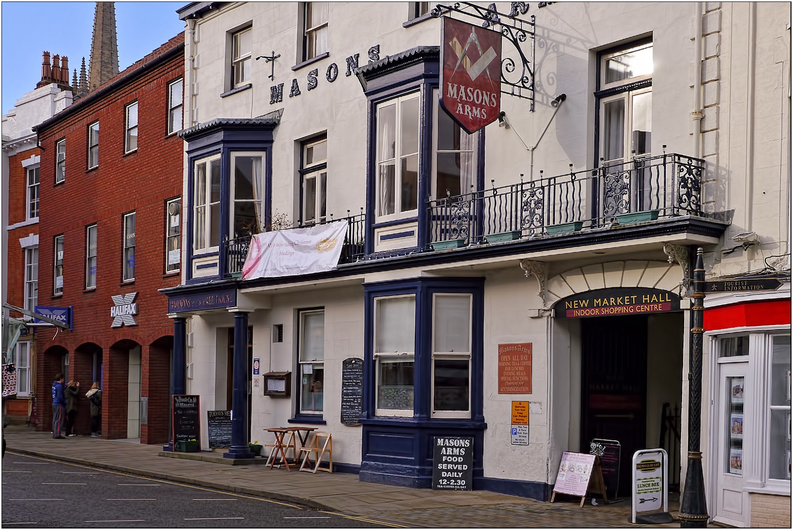 Lincolnshire Cam Louth Market Place.