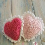 https://www.happyberry.co.uk/free-crochet-pattern/Padded-Crochet-Heart/5185/