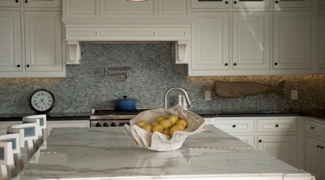37 Interior Design Photos vs. 1429 Calle Altura, La Jolla Home Tour