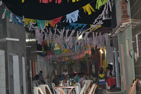 FORRÓ DO BECO COM ANIMAÇÃO DE JAILSON E ELIANE