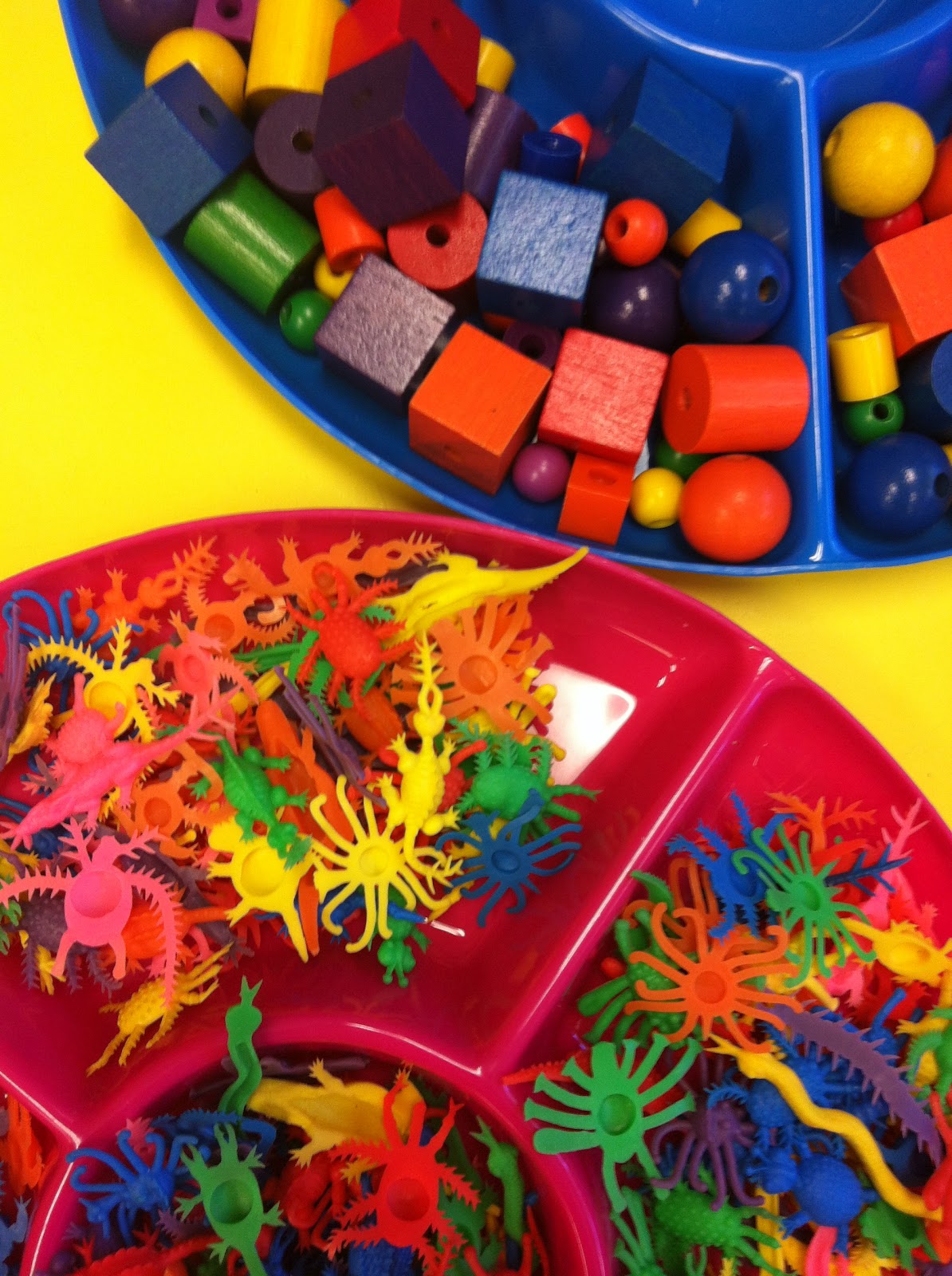 Little Miss Hood's Adventures in Kindergarten: Crazy About Sorting!
