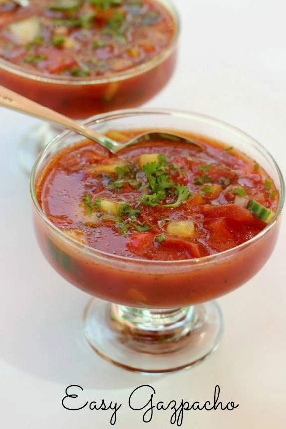 Easy Gazpacho:  Quick and easy cold soup perfect for an appetizer or light lunch! Gluten-free! #soup #gazpacho
