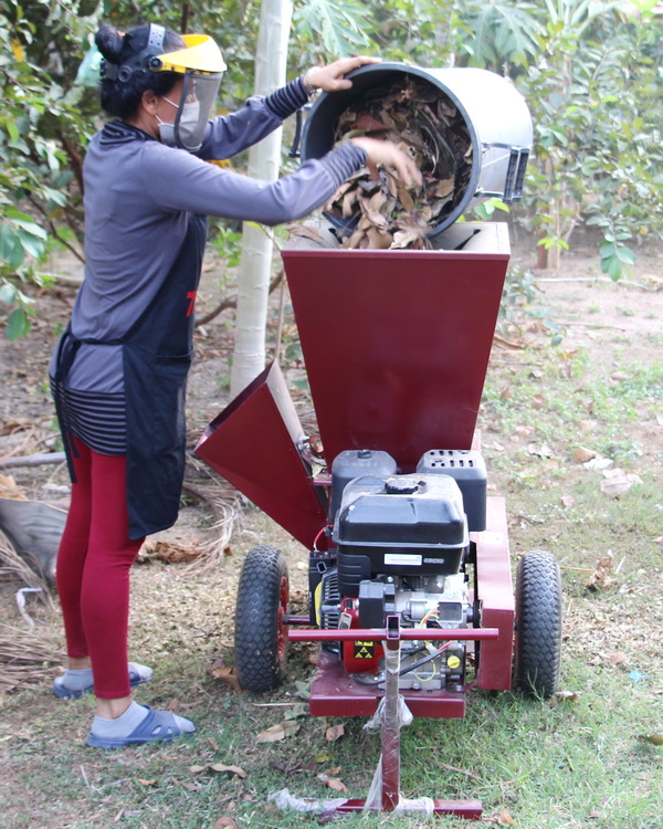 Buriram Maktec Power Tools Thailand Garden Mulchers Tree Branch Chippers Shredders in stock