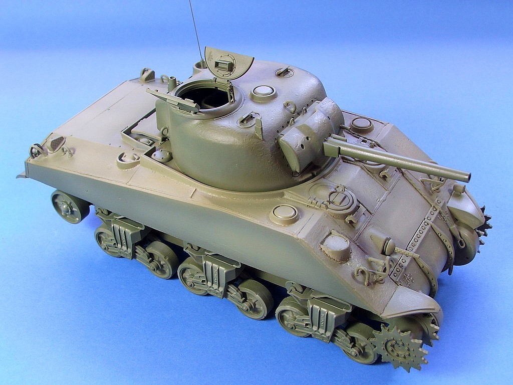 M4 (75) DV Sherman medium tank (direct vision) early case report