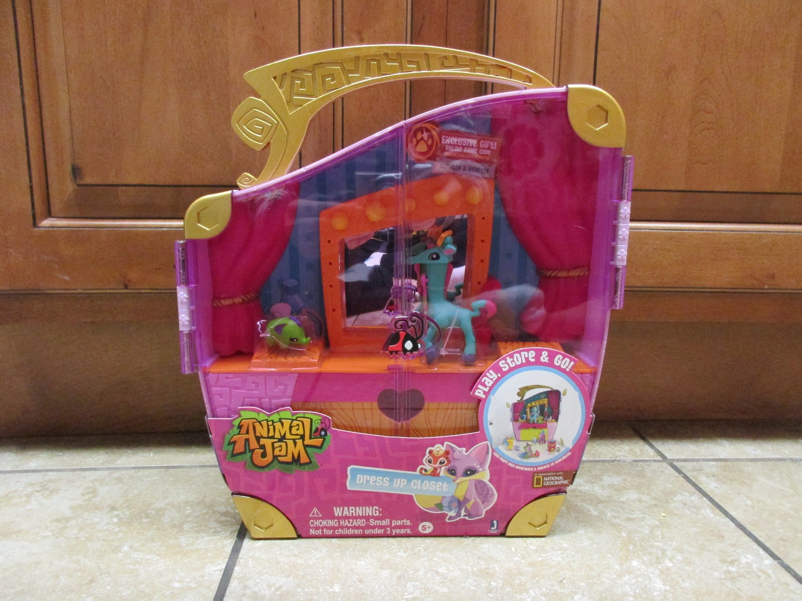 The Animal Jam Whip Animal Jam Dress Up Closet Toy Review
