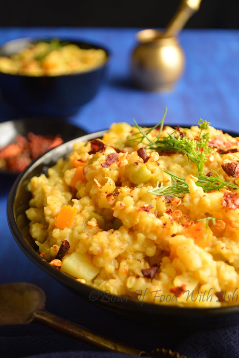 Vegetable Dalia Recipe | How to Make One Pot Meal Broken Wheat Porridge / Vegetable Dalia 