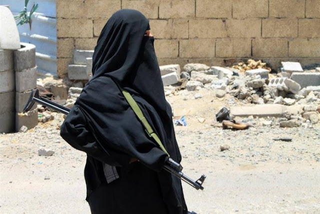 Bantai 5 Syiah Houthi yang Hendak Culik Suaminya Bantai 5 Syiah Houthi yang Hendak Culik Suaminya