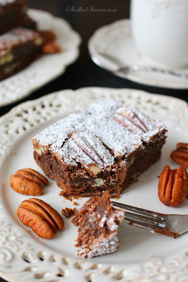 Brownie z Orzechami Pekan (Ciasto Czekoladowe z Pekan) - Przepis - Słodka Strona