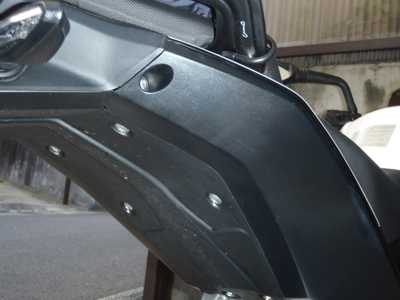 揺蕩 たゆた う Ktm Duke390 にリアキャリアとリアケースを付けてみました