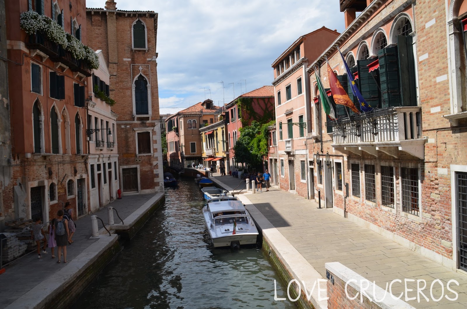 Love cruceros Puerto de Venecia