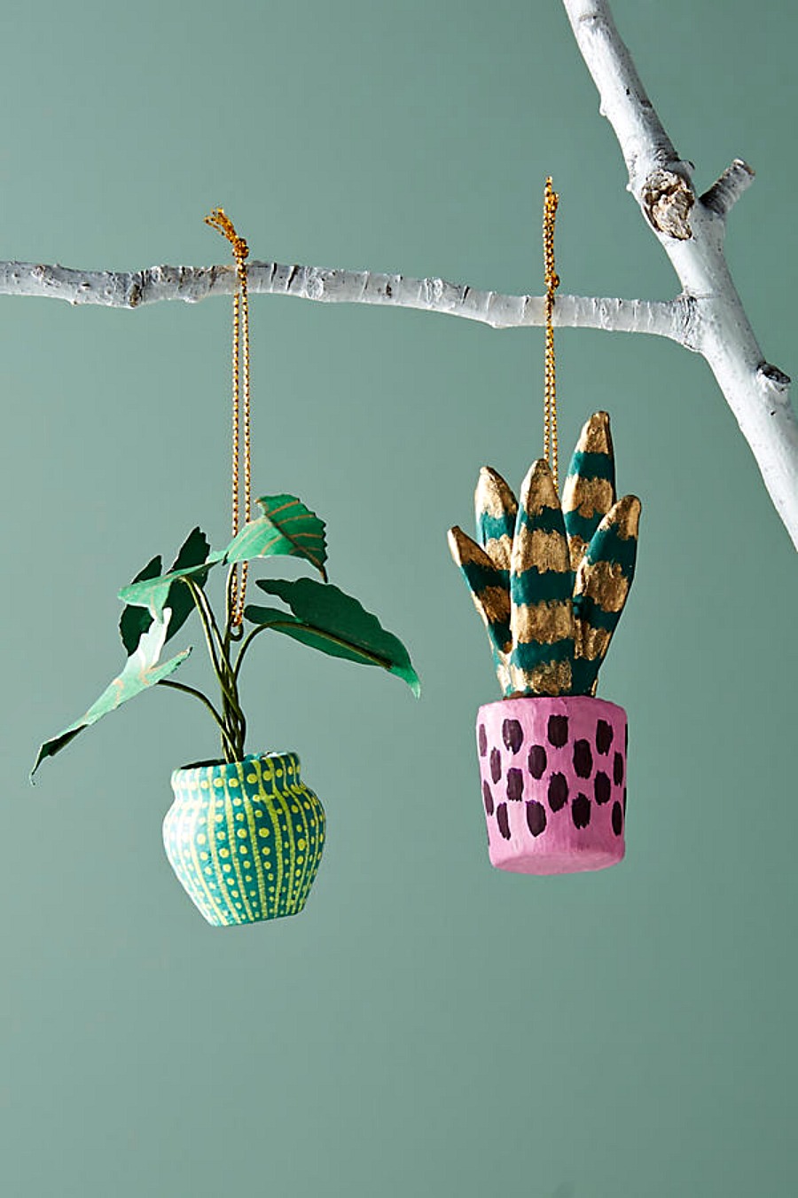 DIY Mini Potted Plant Holiday Ornament Dans le Lakehouse