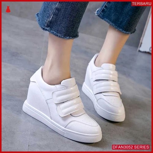 DFAN3052S85 Sepatu Md73 Sneakers Sneakers Wanita Murah Terbaru BMGShop
