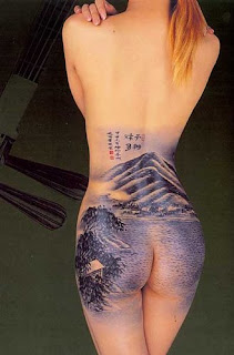 Sexy Female Butt Tattoo Design