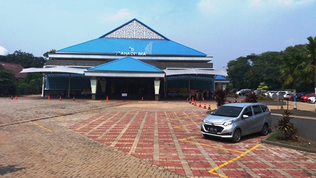 Gedung Graha Delima diantara Jakarta dan Bekasi  GITA SALON