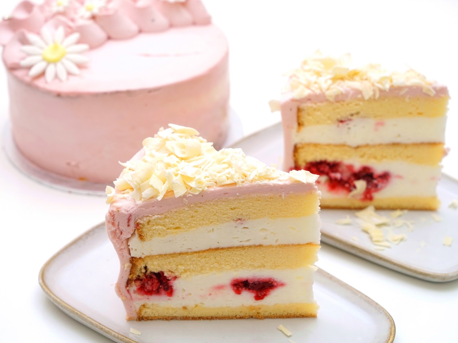 PinkyPiggu Nesuto Tras Street, Tanjong Pagar New Patisserie Café