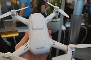 Spesifikasi Yuneec Breeze Drone - OmahDrones