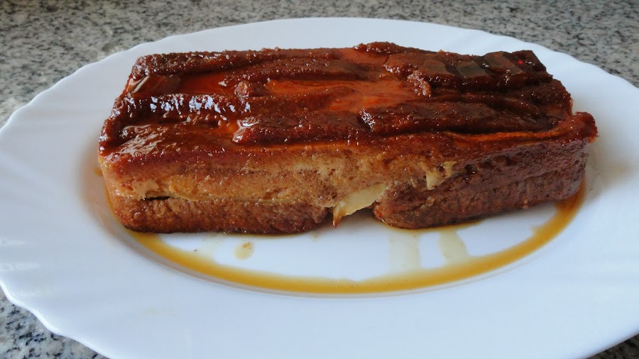 http://mari-recetas-ricas.blogspot.com.es/2013/10/pudin-con-cortezas-de-pan-de-molde-y.html