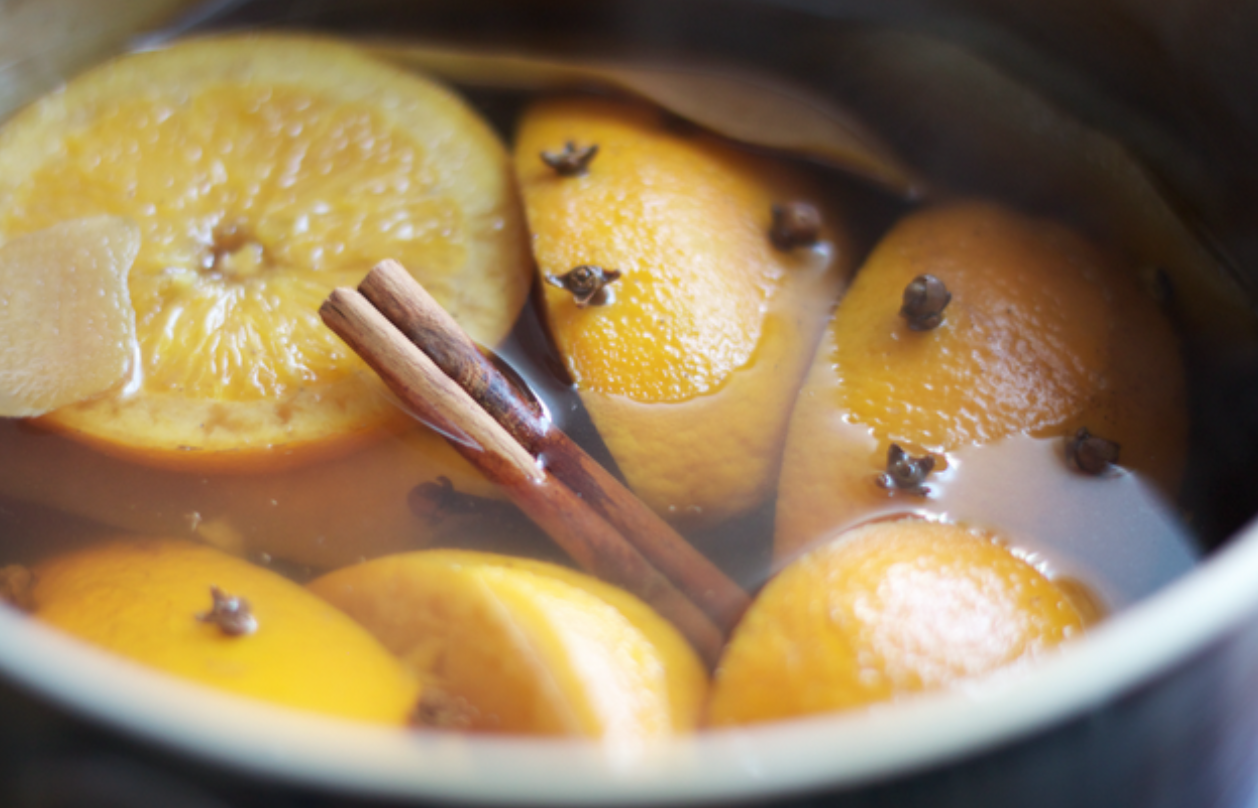 do it yourself divas DIY Crock Pot All Natural Air Freshener Recipes Fall