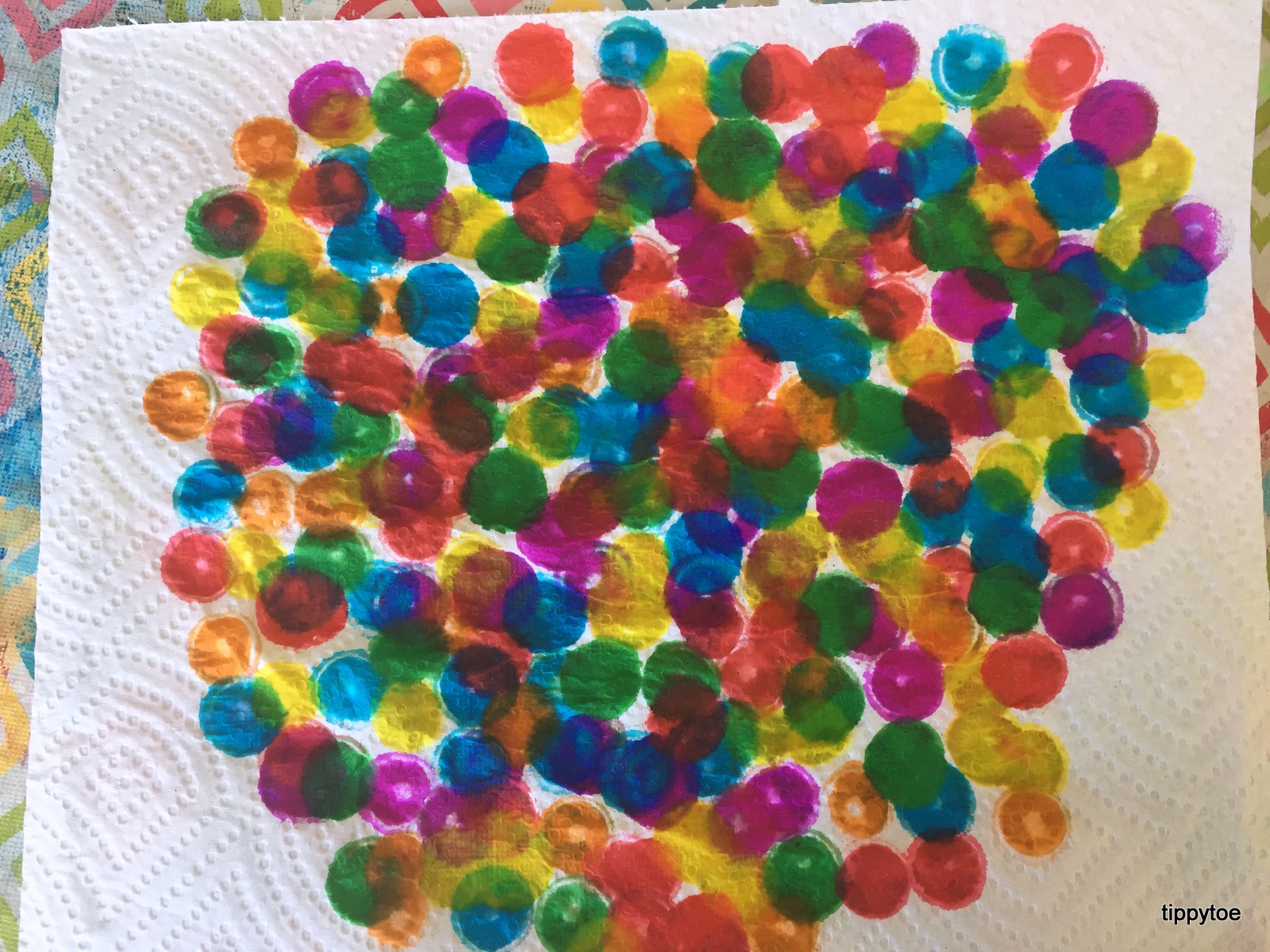 tippytoe-crafts-dot-art-suncatchers