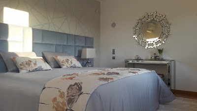 Cabeceira de cama azul