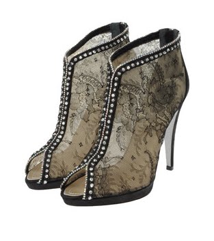 Fashion at ENDALYON: Lace Booties