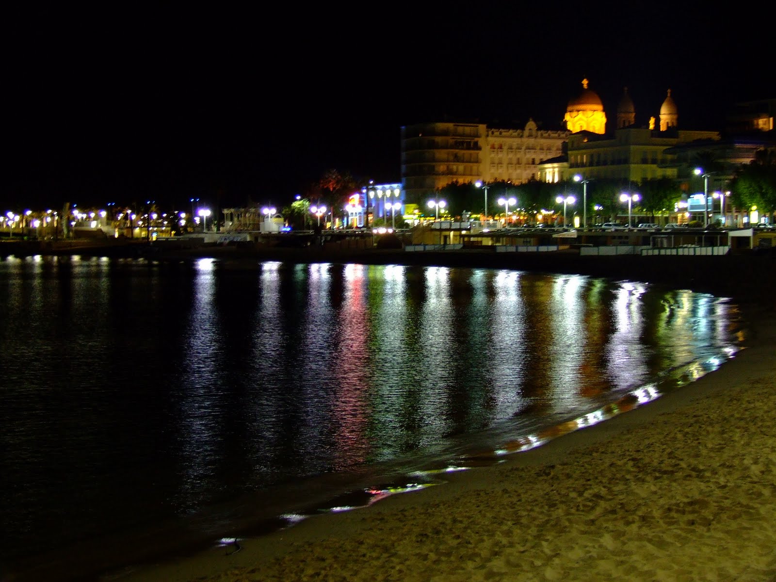 DECOUVERTE: Saint Raphaël by night
