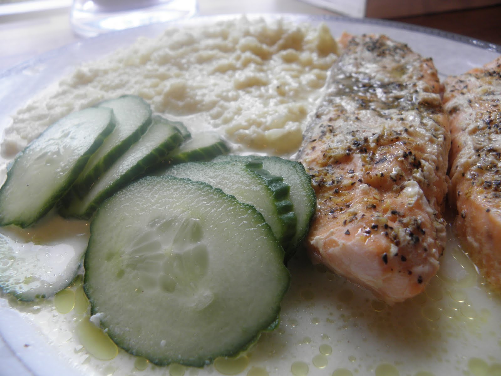 Agurk Med Eddik, Sukker Og Vann Servering