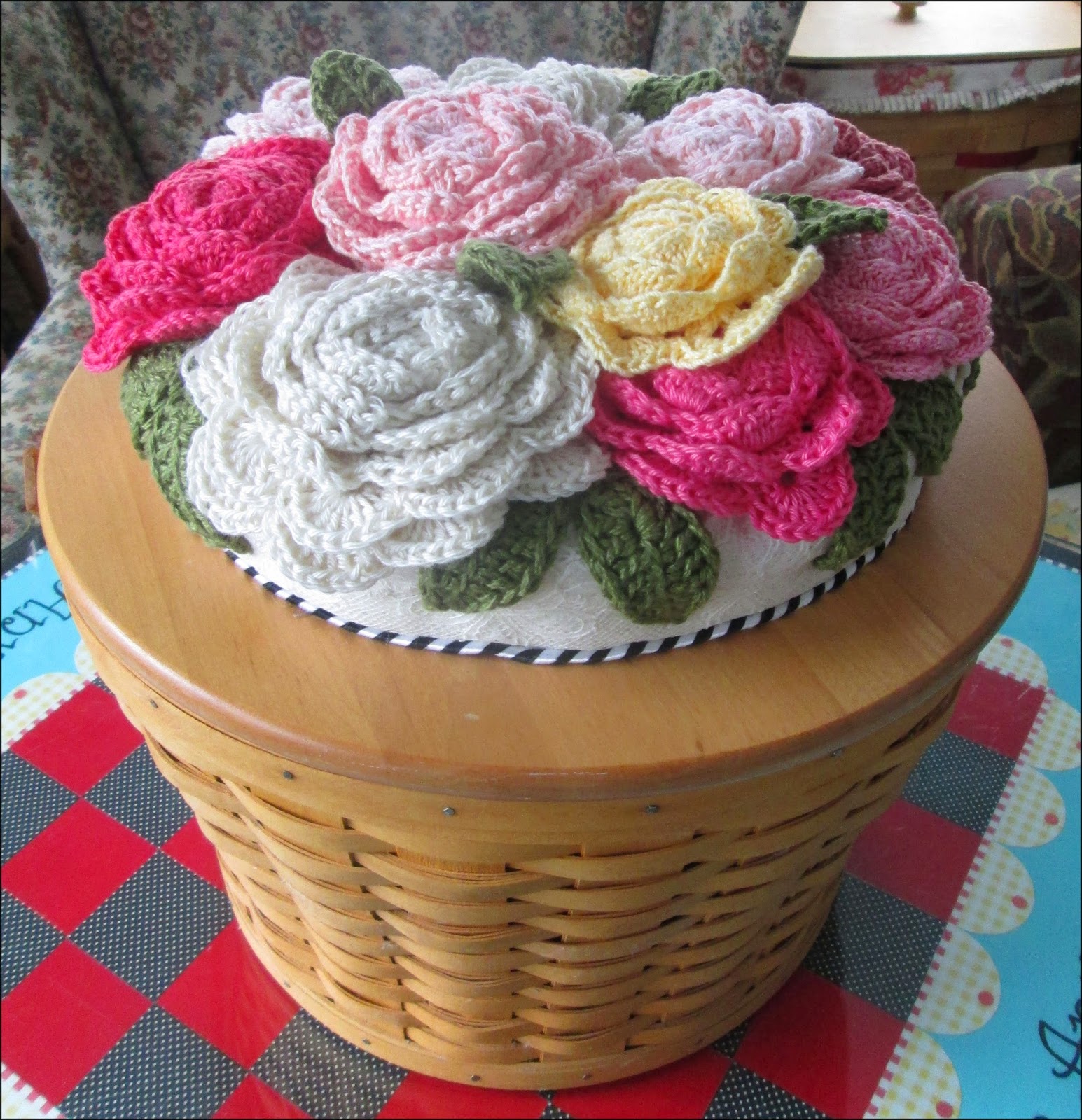 cute stuff inside CROCHET FLOWER BASKET