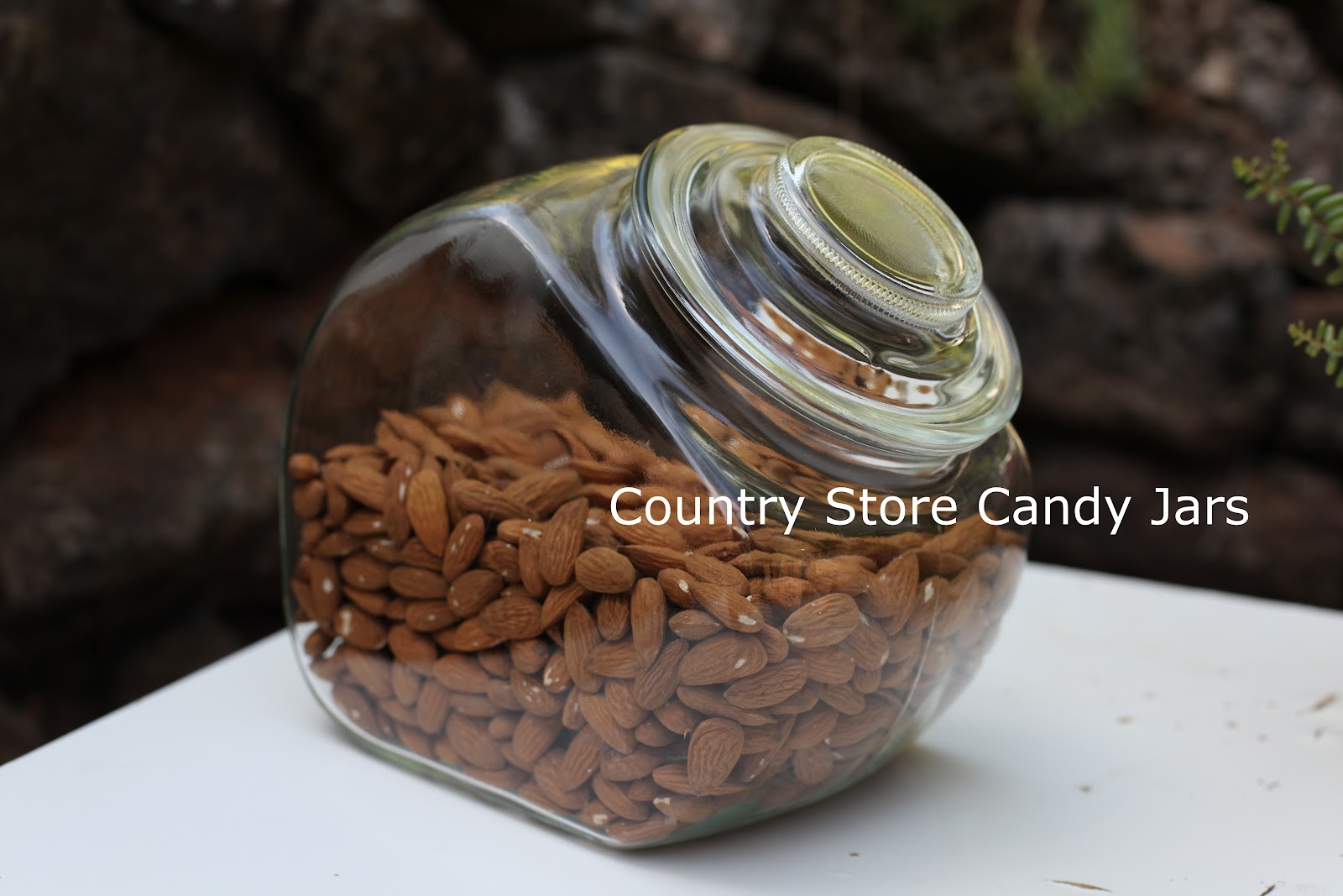 {storehouse}: Servers ~ cake stands, beverage servers, candy buffet ...