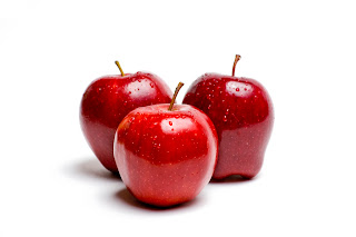 Red, ripe apples