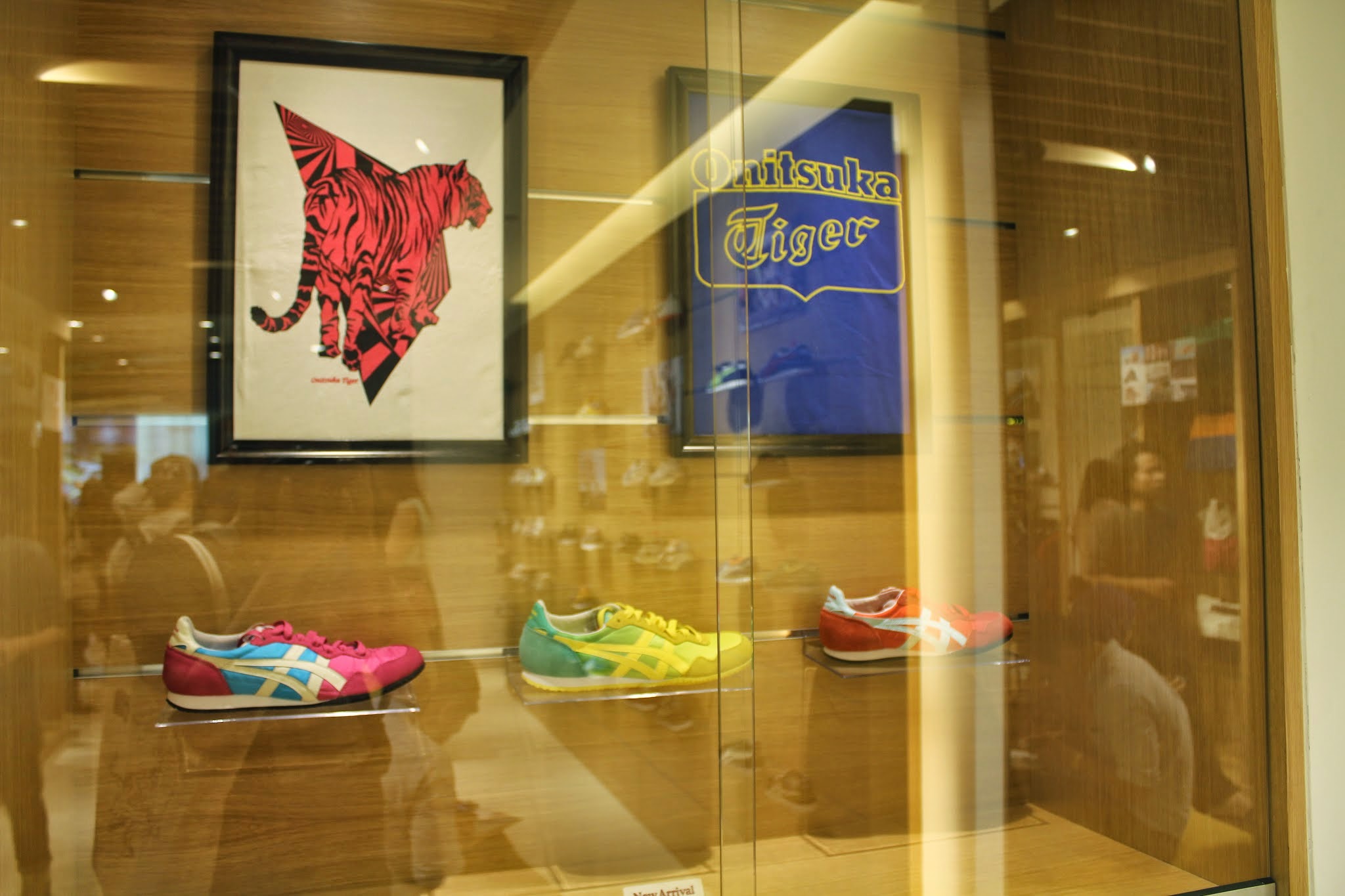 Onitsuka Tiger First Concept Store is Now Opening in Sunway Piramid, onitsuka tiger boutique malaysia, onitsuka tiger sunway pyramid,