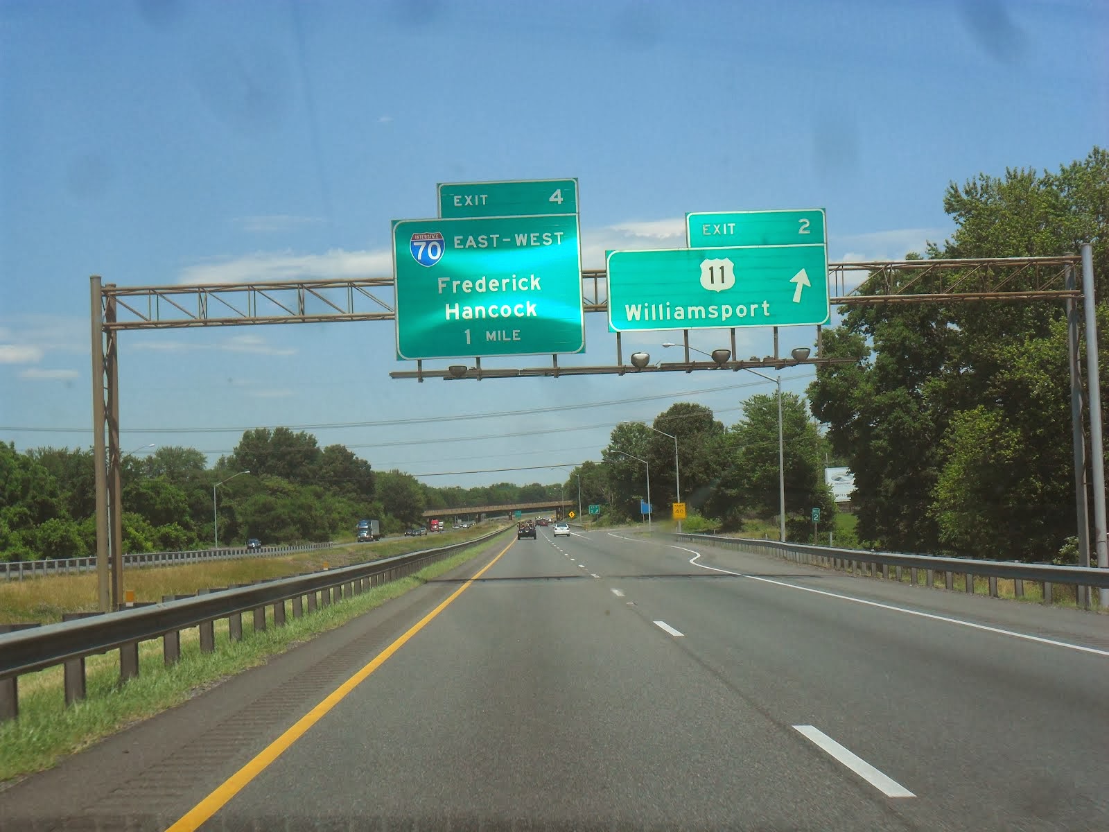 Luke's Signs I81 & I70 in Hagerstown, MD; I81 & Halfway Blvd. in