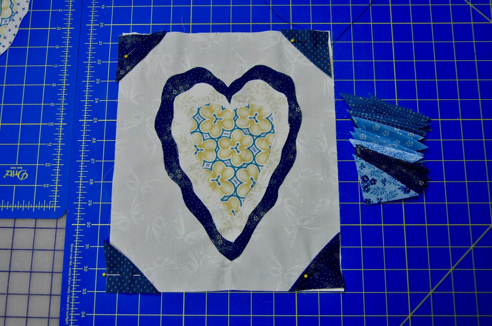 The Harlan Valley Quilters Comfort Quilt......Frayed Edge Hearts 1