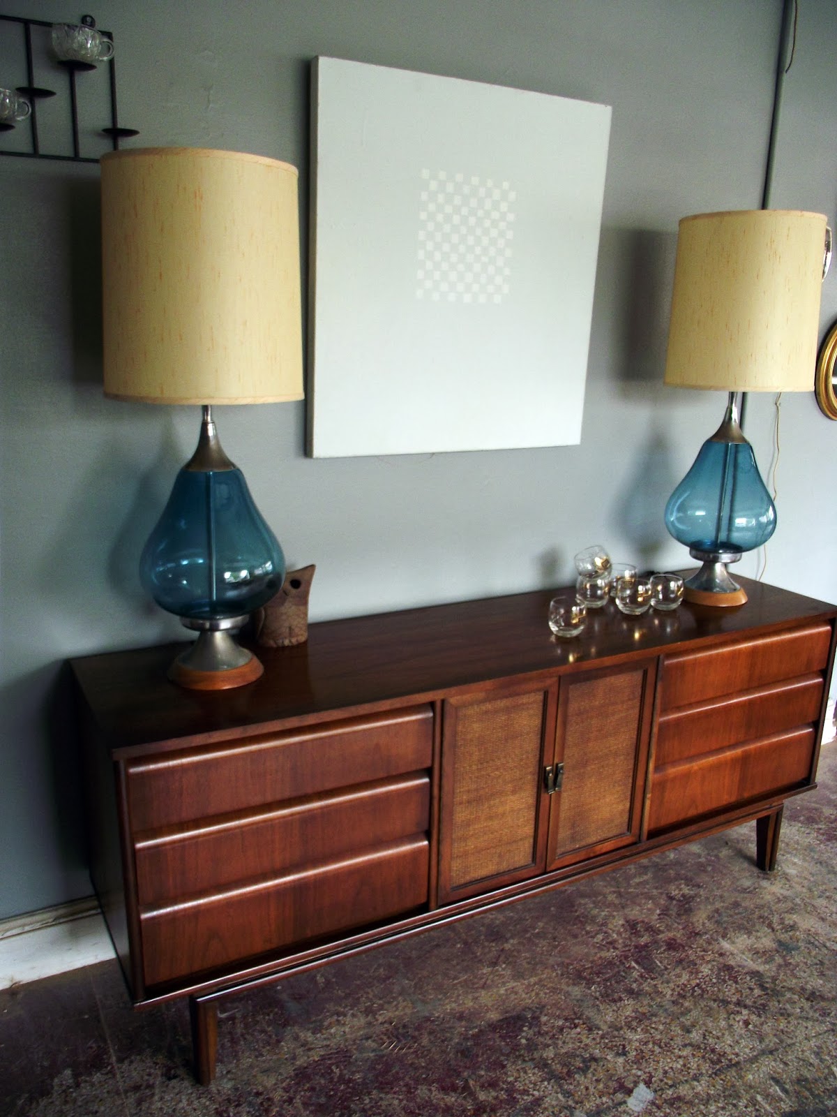 Vintage Ground Mid Century Large Buffet / Dresser Beautiful!