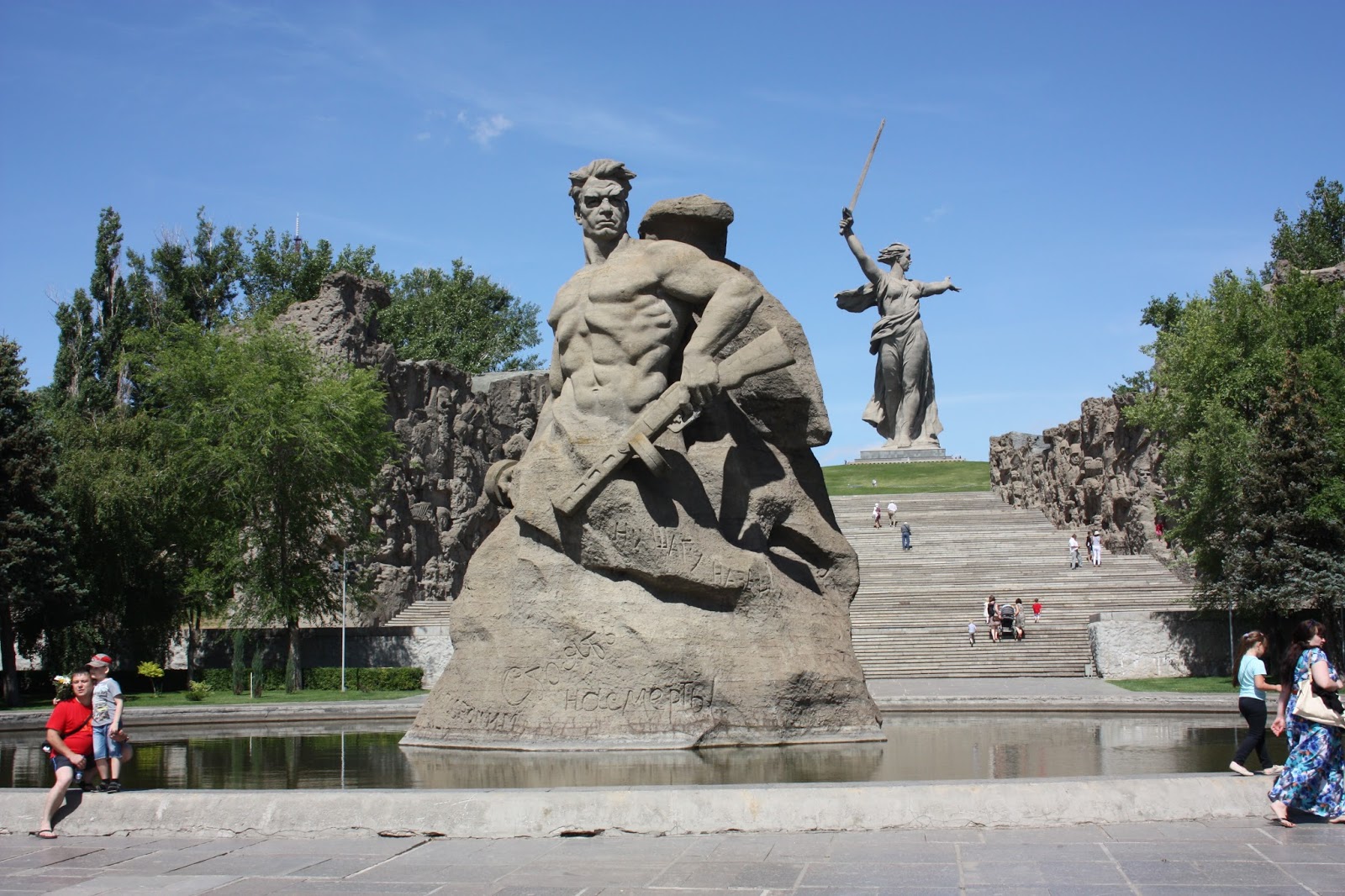 Река волга и мамаев курган