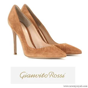 Queen Maxima wore GIANVITO ROSSI Suede Pumps, style, fashions, newmyroyals