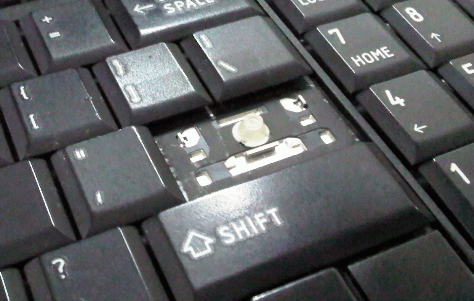 Penyebab Keyboard Laptop Rusak (Lengkap dengan penjelasannya)