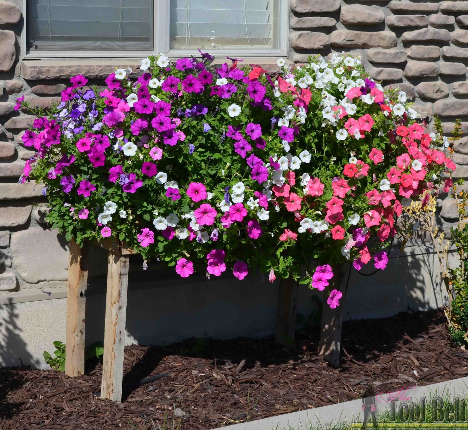 bloemen in box pallet planter box for cascading flowers do it yourself bloemen in box pallet planter box for cascading flowers do it yourself