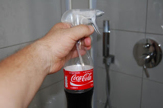 Кока Кола - стеклоочиститель,чистящее средство