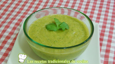 Receta fácil de salsa verde Mexicana