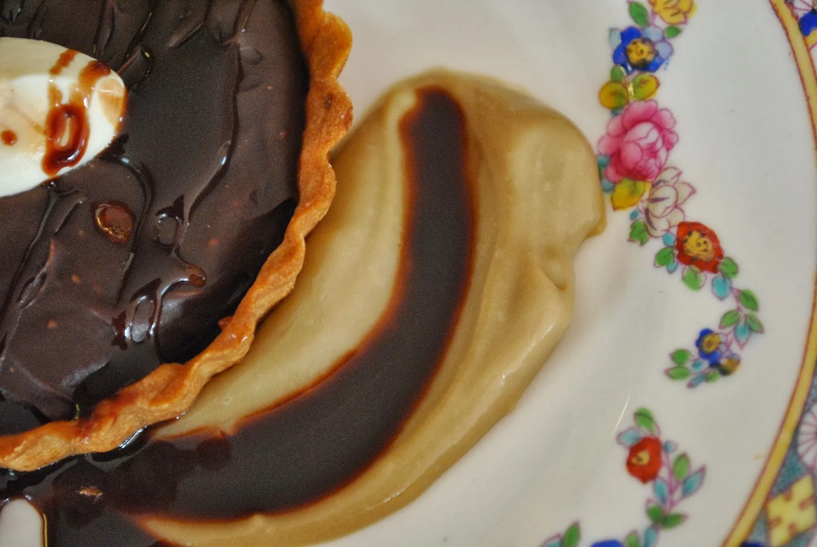 Henrianna : Chocolate Ganache Tartlet