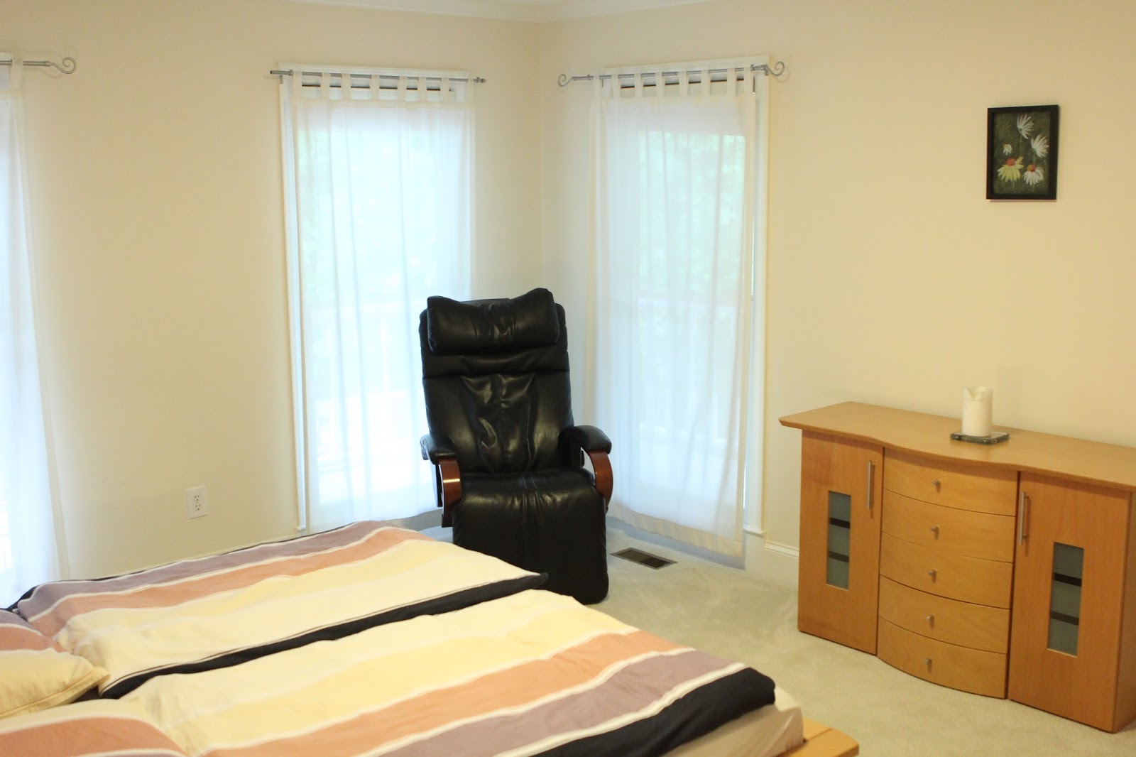 3165 Westbrook Road for Sale by owner 575,000 Master on the Main Floor