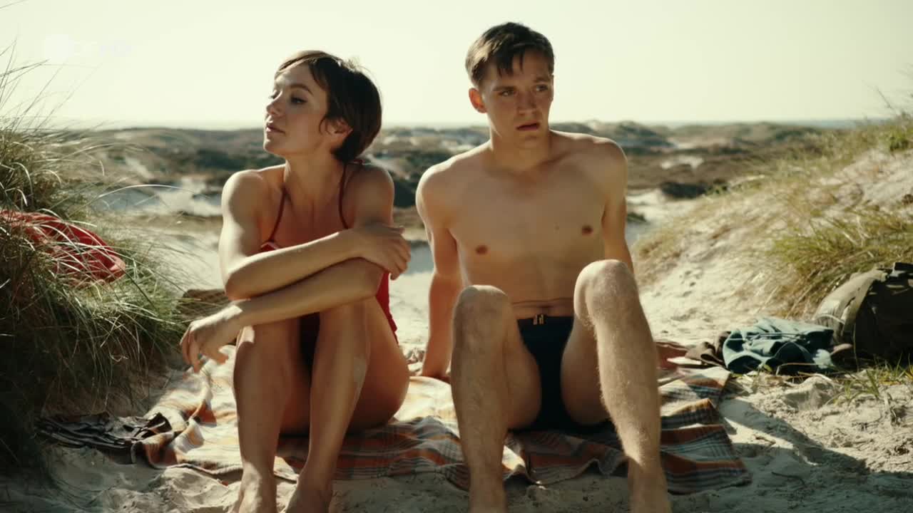 Jonas Nay - Shirtless, Barefoot & Naked in "Schweigeminute" .
