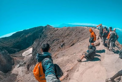 Sejarah Gunung Ciremai dan Jalur Pendakian Yang Wajib Diketahui