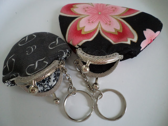 Teeny Tiny Purses crafted by eSheep Designs