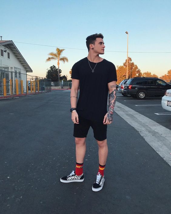 Macho Moda - Blog de Moda Masculina: MEIA CANO ALTO MASCULINA: Como Usar de  forma EQUILIBRADA?